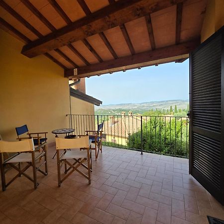 Finestra Della Val D'Orcia Apartment Contignano Bagian luar foto