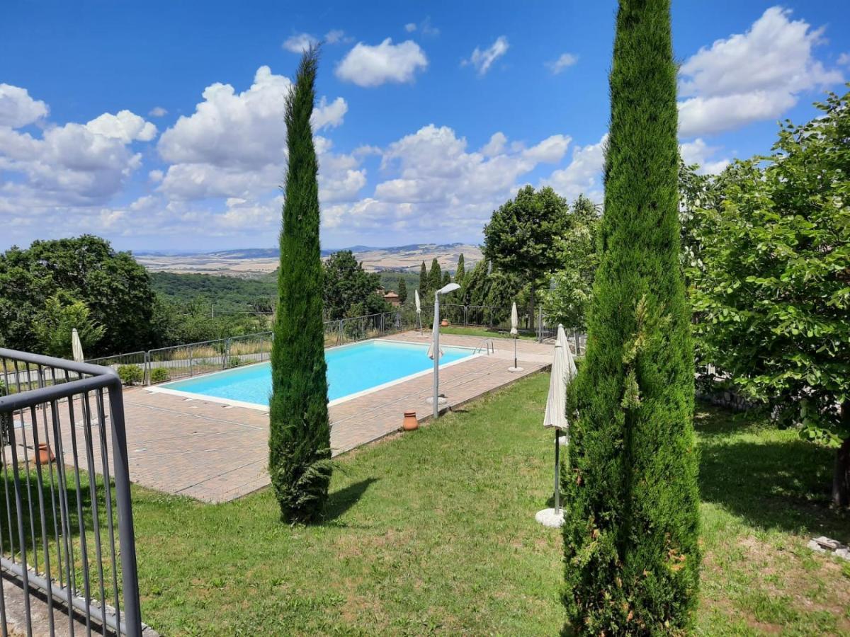 Finestra Della Val D'Orcia Apartment Contignano Bagian luar foto