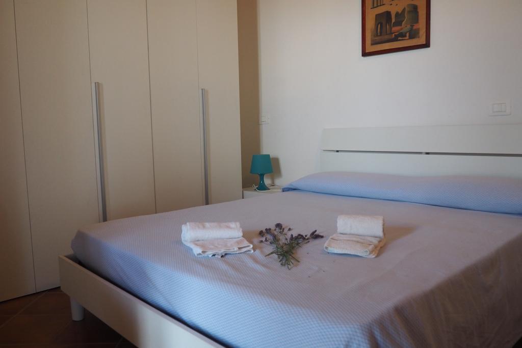 Finestra Della Val D'Orcia Apartment Contignano Ruang foto