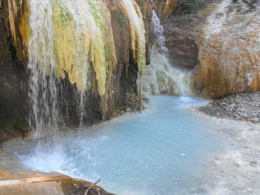 Finestra Della Val D'Orcia Apartment Contignano Ruang foto