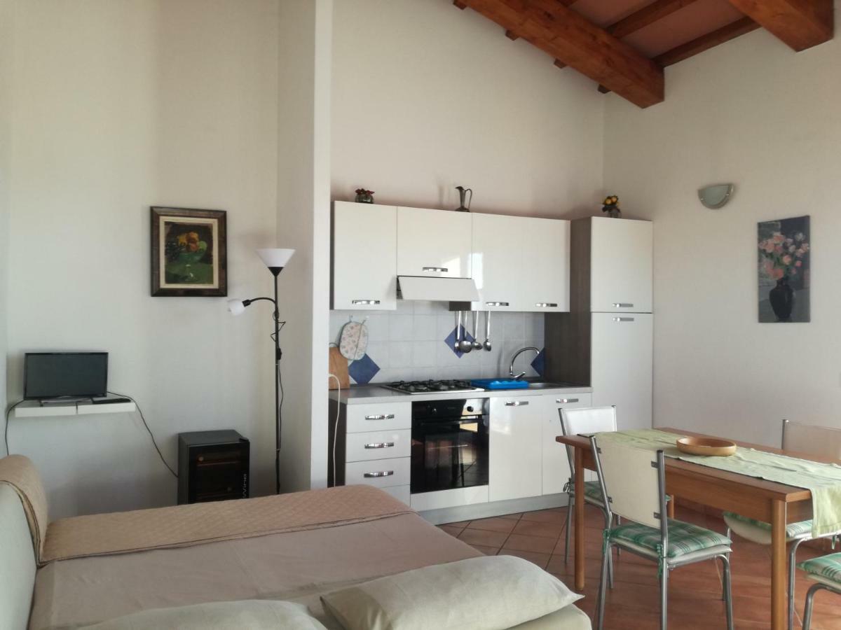Finestra Della Val D'Orcia Apartment Contignano Bagian luar foto