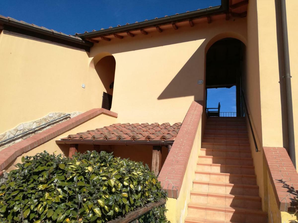 Finestra Della Val D'Orcia Apartment Contignano Bagian luar foto