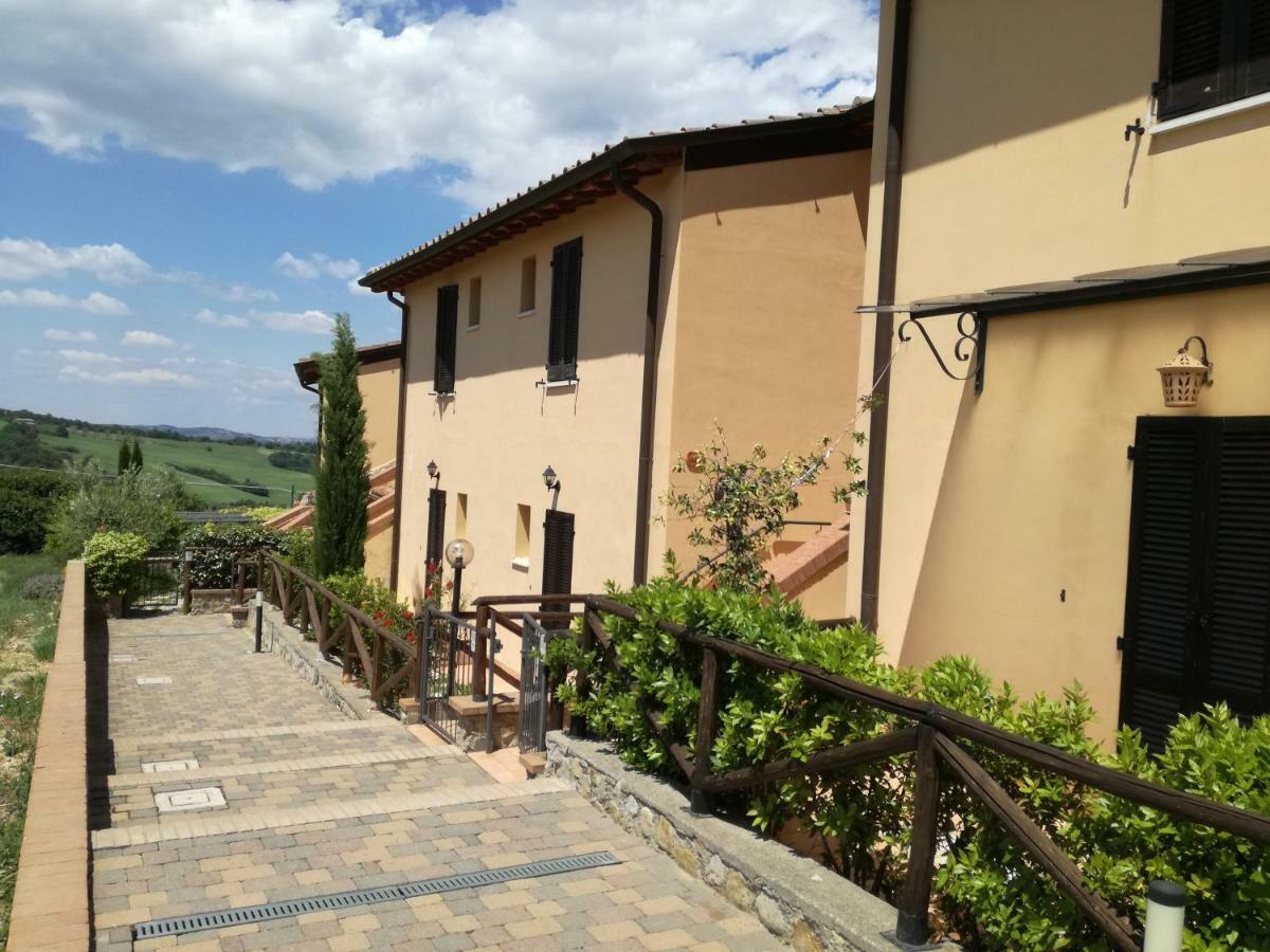 Finestra Della Val D'Orcia Apartment Contignano Bagian luar foto